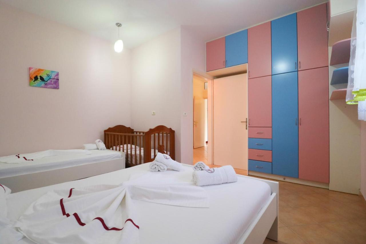 Apartments Vila Roboci Sarande Exterior photo