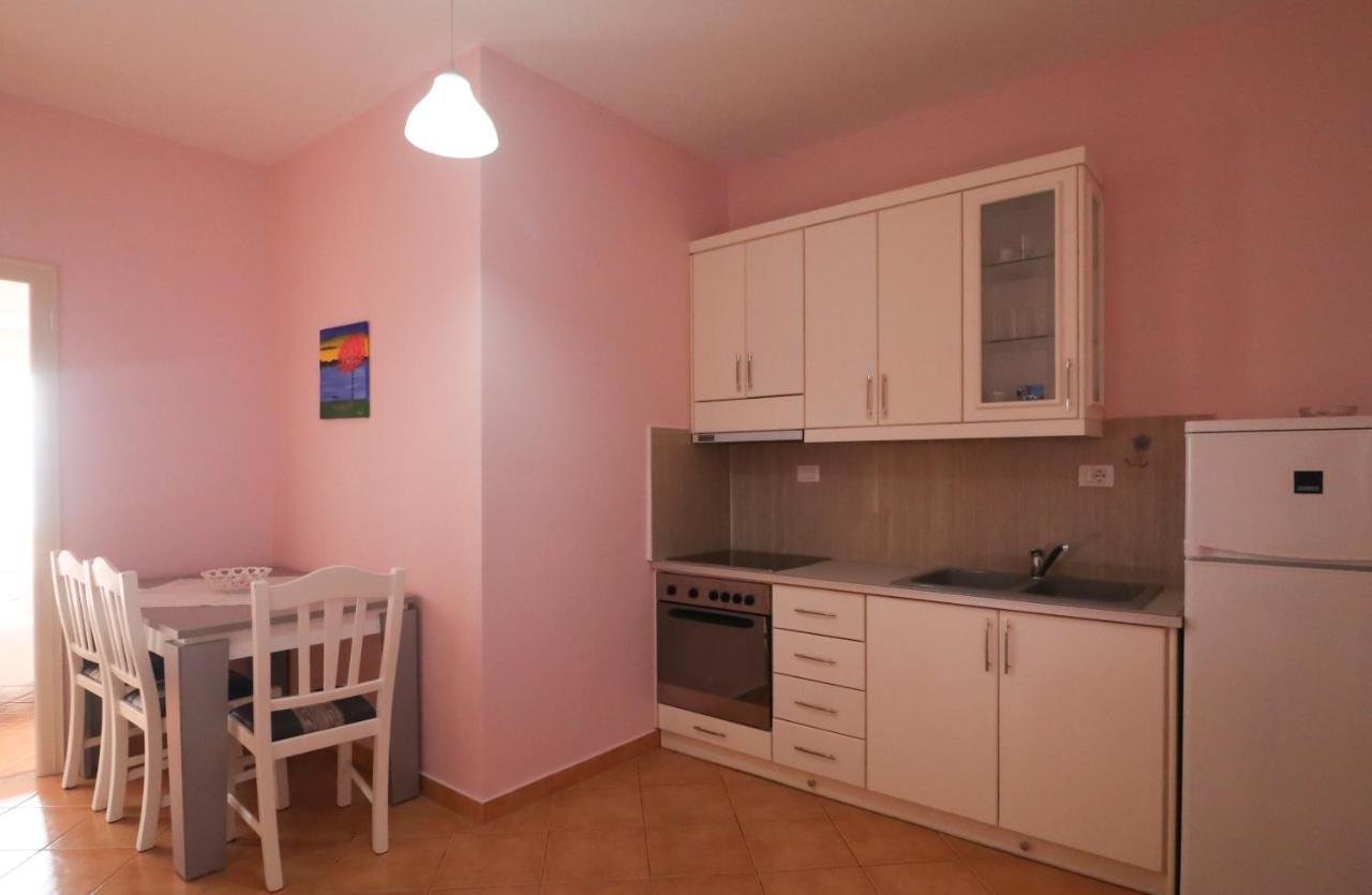 Apartments Vila Roboci Sarande Exterior photo