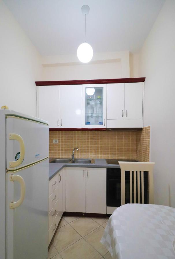 Apartments Vila Roboci Sarande Exterior photo