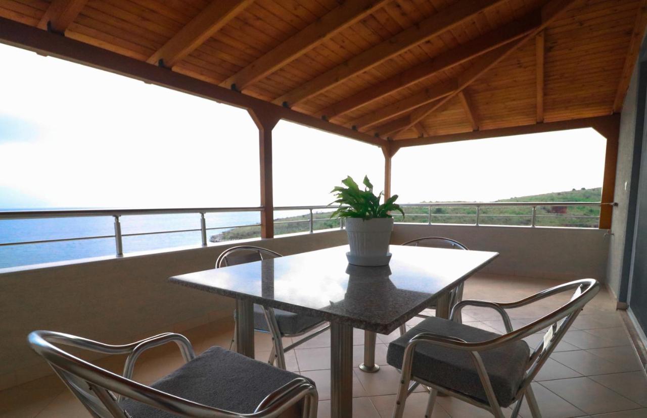 Apartments Vila Roboci Sarande Exterior photo